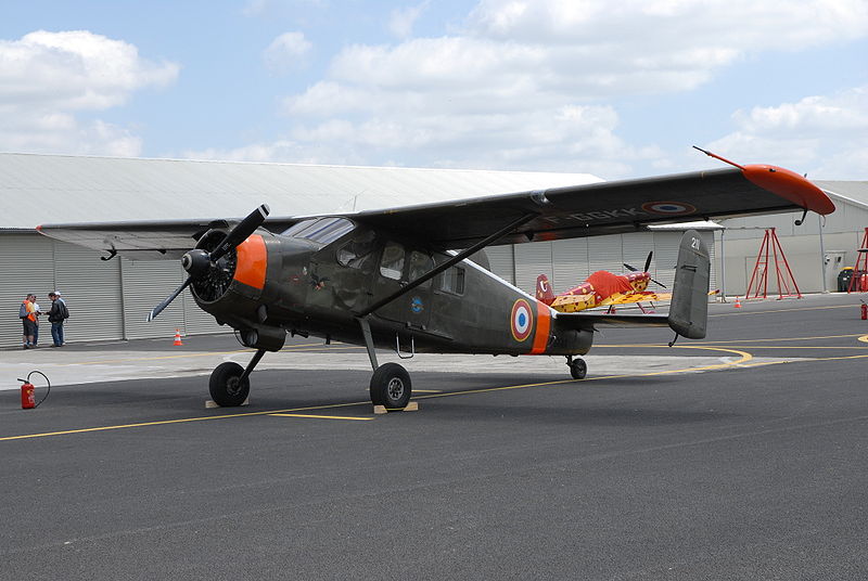 MH-1521C Broussard aux couleurs françaises