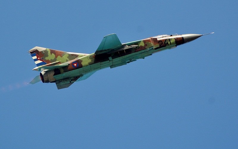 Mikoyan-Gourevitch MiG-23ML cubain en vol