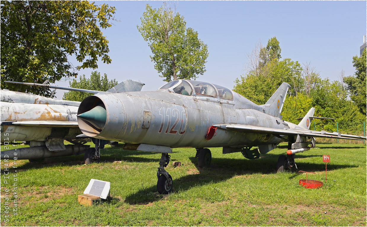 Mikoyan-Gourevitch MiG-21U roumain par Stanak