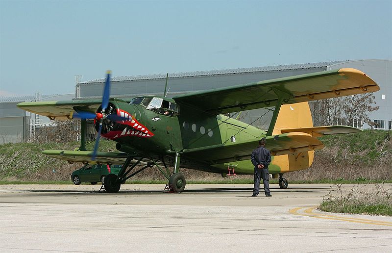 Antonov An-2 Colt macédonien
