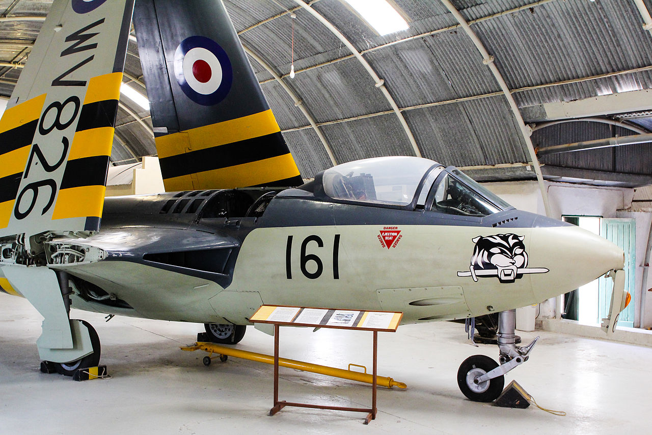 Hawker Sea Hawk F.2 de la Royal Navy