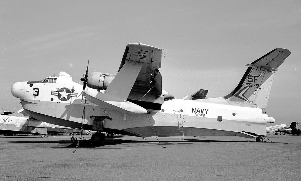 Martin P5M Marlin (SP-5B) au sol vu de profil