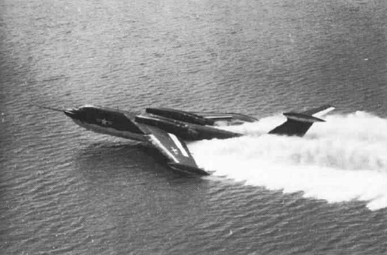 Martin P6M Seamaster (YP6M-1) au déjaugeage