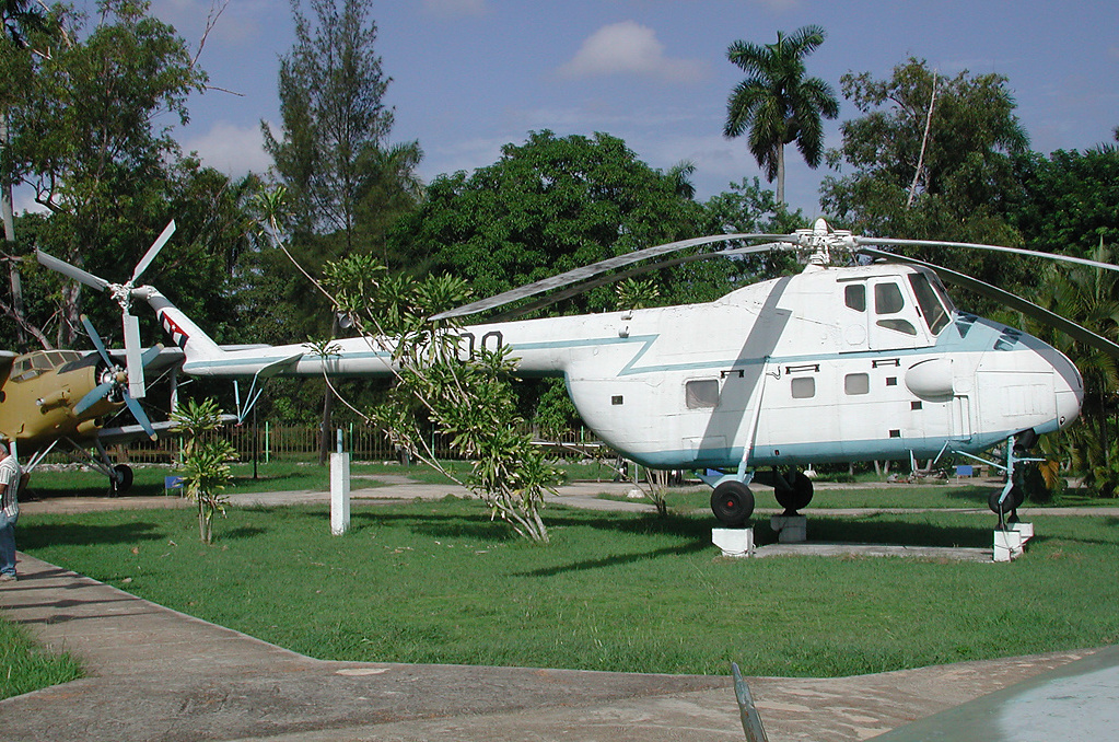 Mil Mi-4P cubain exposé