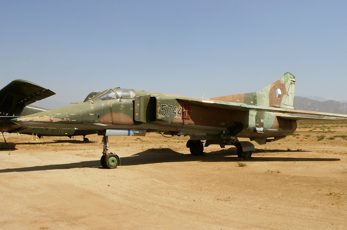 Mikoyan-Gourevitch MiG-23BN tchécoslovaque