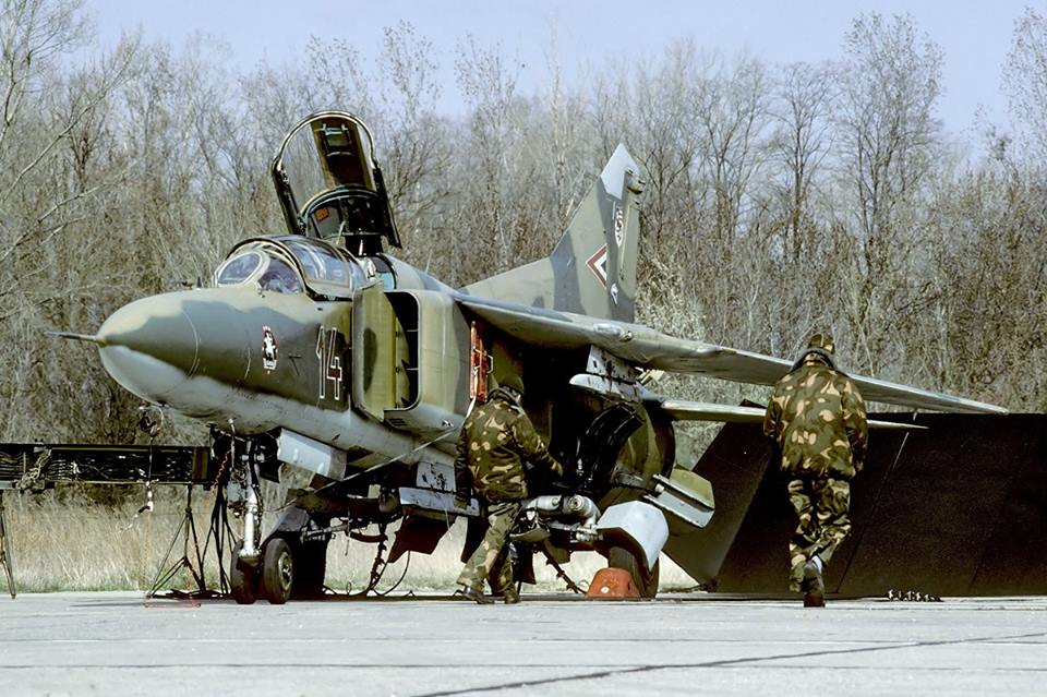 Mikoyan-Gourevitch MiG-23UB hongrois