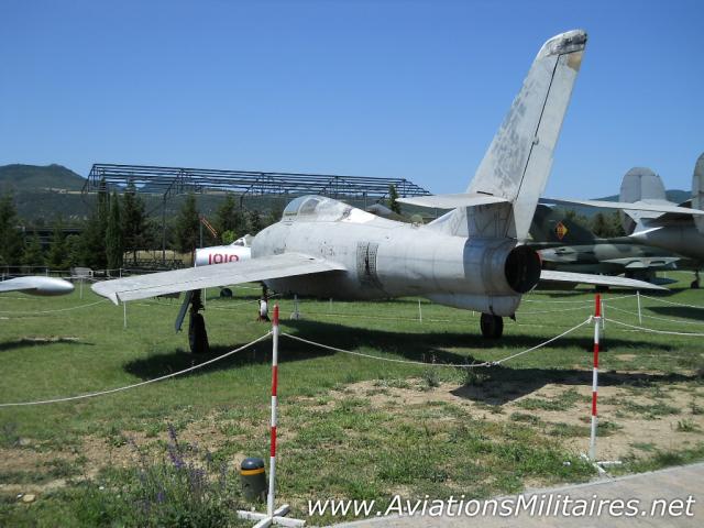 Republic F-84F Thunderstreak par Clansman