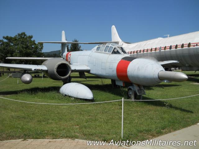 Gloster Meteor NF.11 français par Clansman