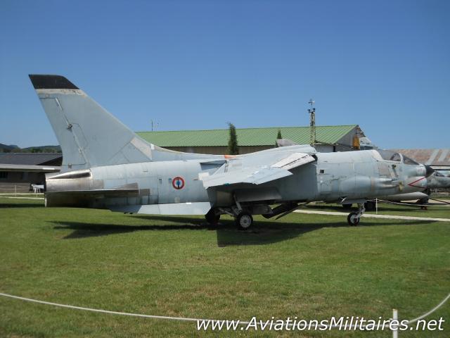 Vought F-8 Crusader (F-8P) de la marine française par Clansman