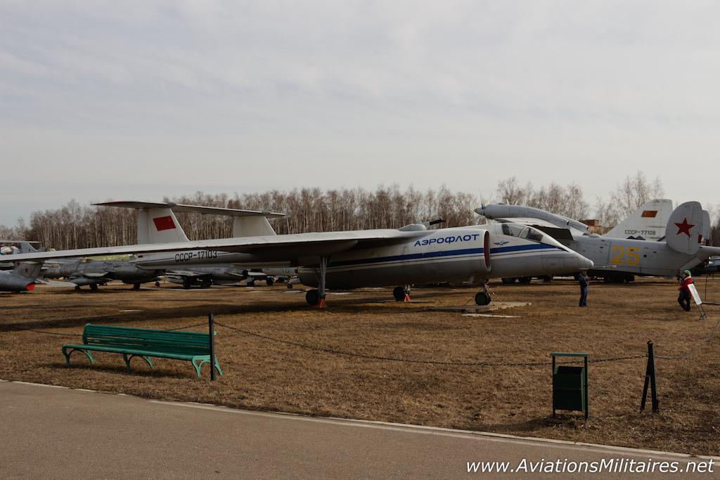 Myasishchev M-17 Mystic-A en 2015 par Ansierra117