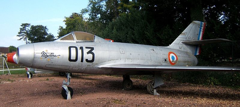 Dassault MD-452 Mystère II de profil, présérie