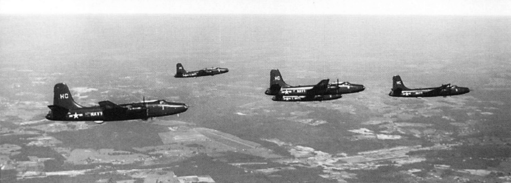 Martin P4M-1 Mercator en formation