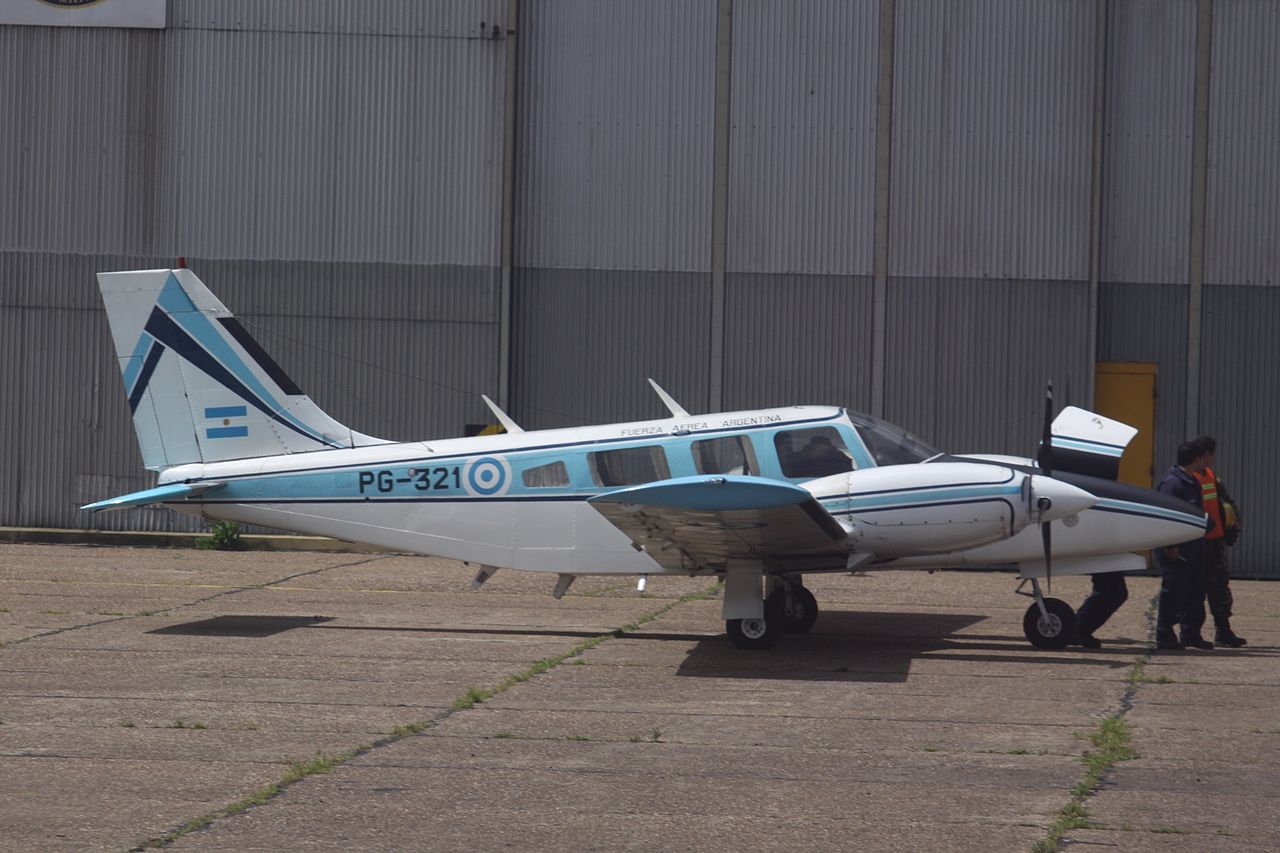 Piper PA-34-220T Seneca argentin