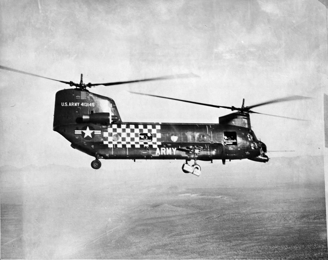 Boeing-Vertol ACH-47A de l'US Army en vol
