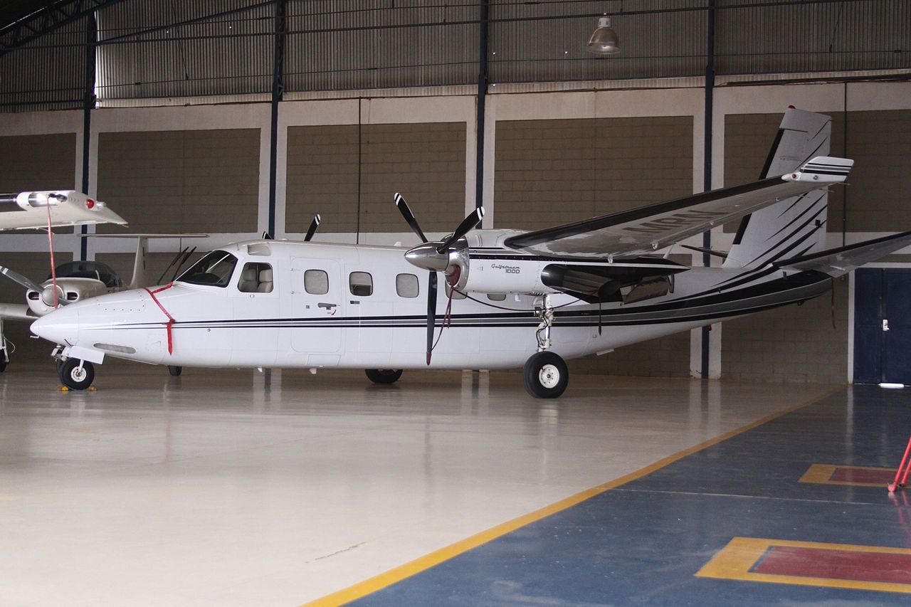 Aero Commander 695A