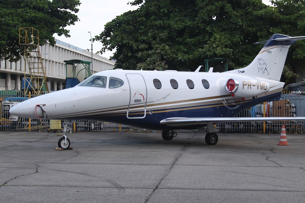 Beech 390 Premier I exposé