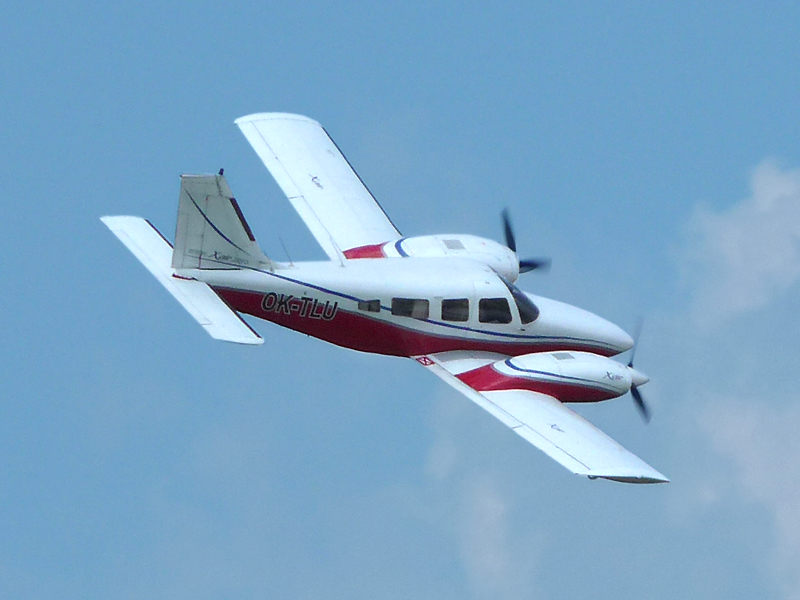 Piper PA-34 Seneca en vol