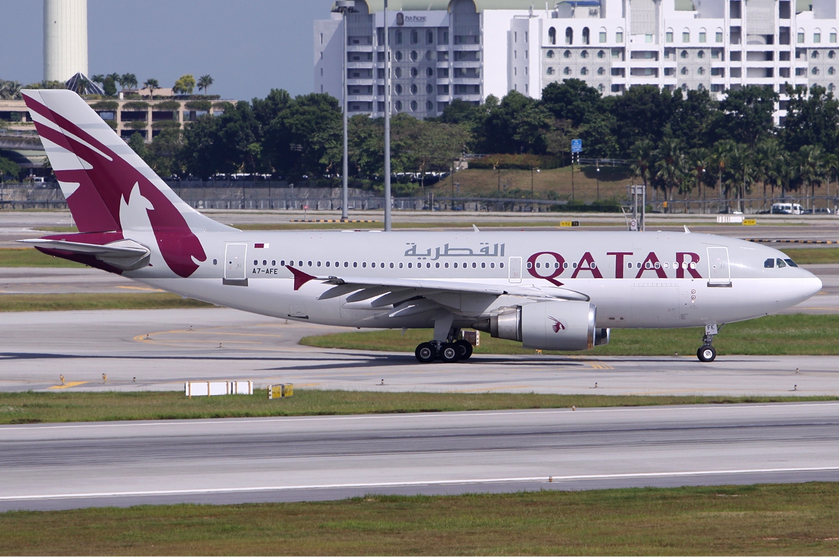 Airbus A310-300 qatari