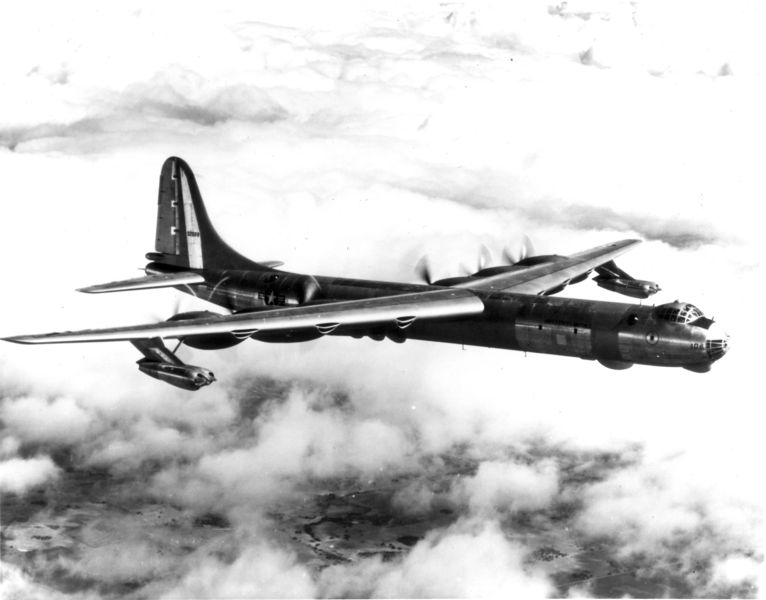 Convair B-36 Peacemaker (RB-36D) de l'USAF en vol