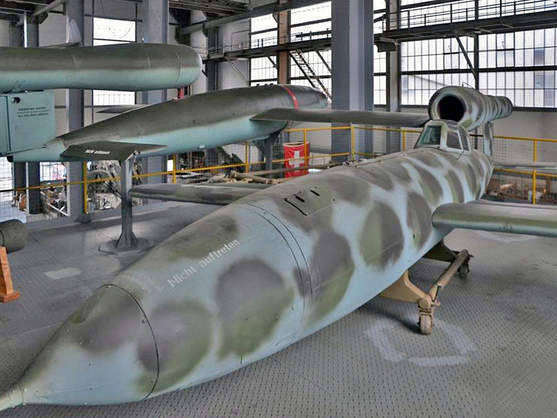 Fieseler Fi 103R-IV préservé au Schweizerischen Militärmuseum Full