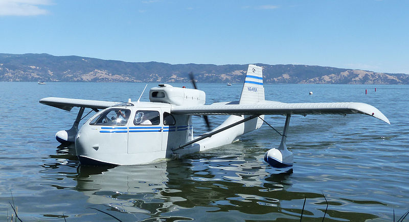 Republic RC-3 Seabee civil sur l'eau