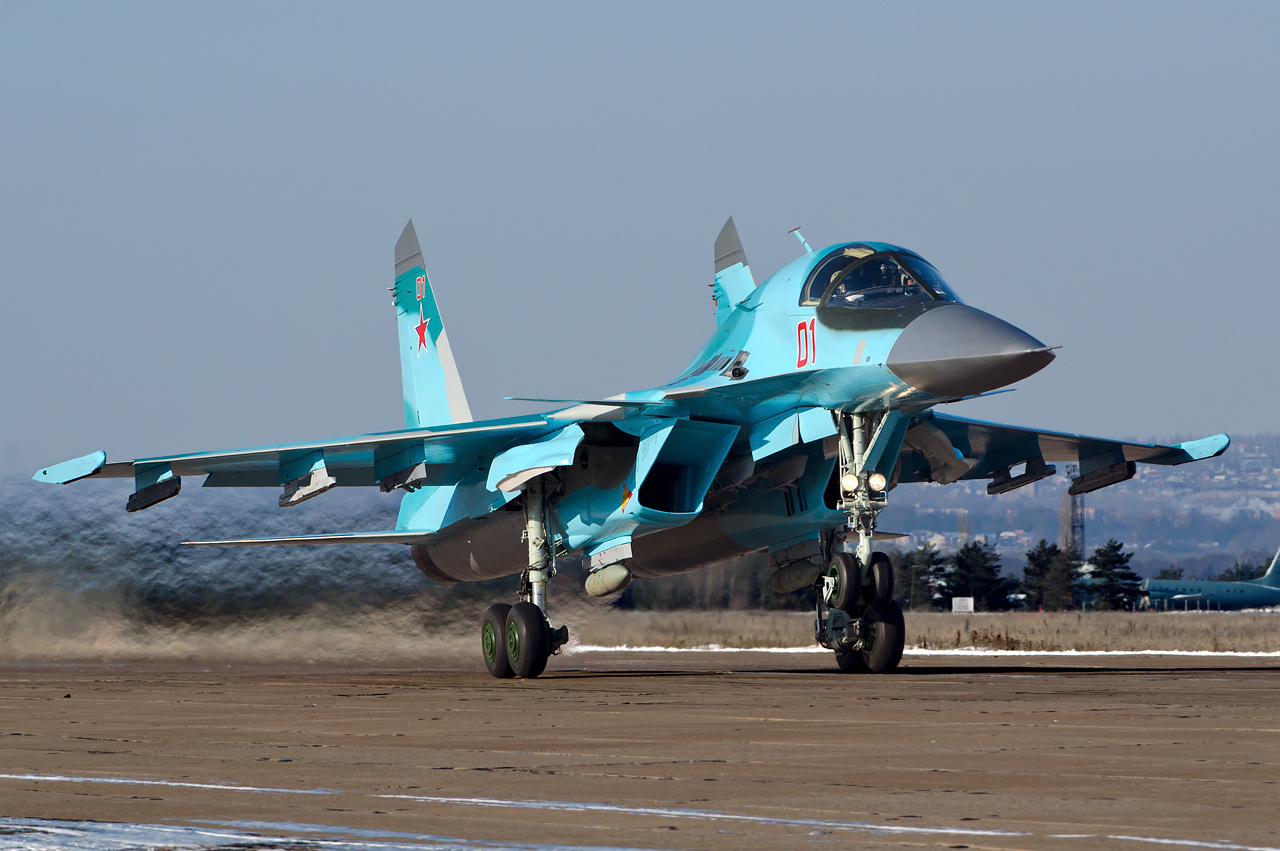 Sukhoï Su-34 russe au décollage