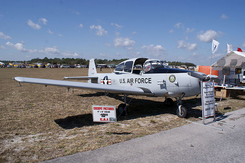 North American Navion (L-17B) de l'USAF
