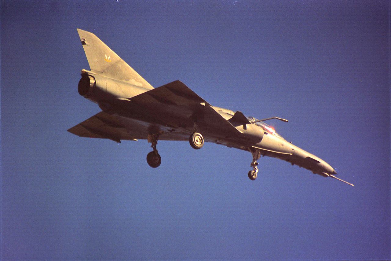 Atlas Cheetah C en survol