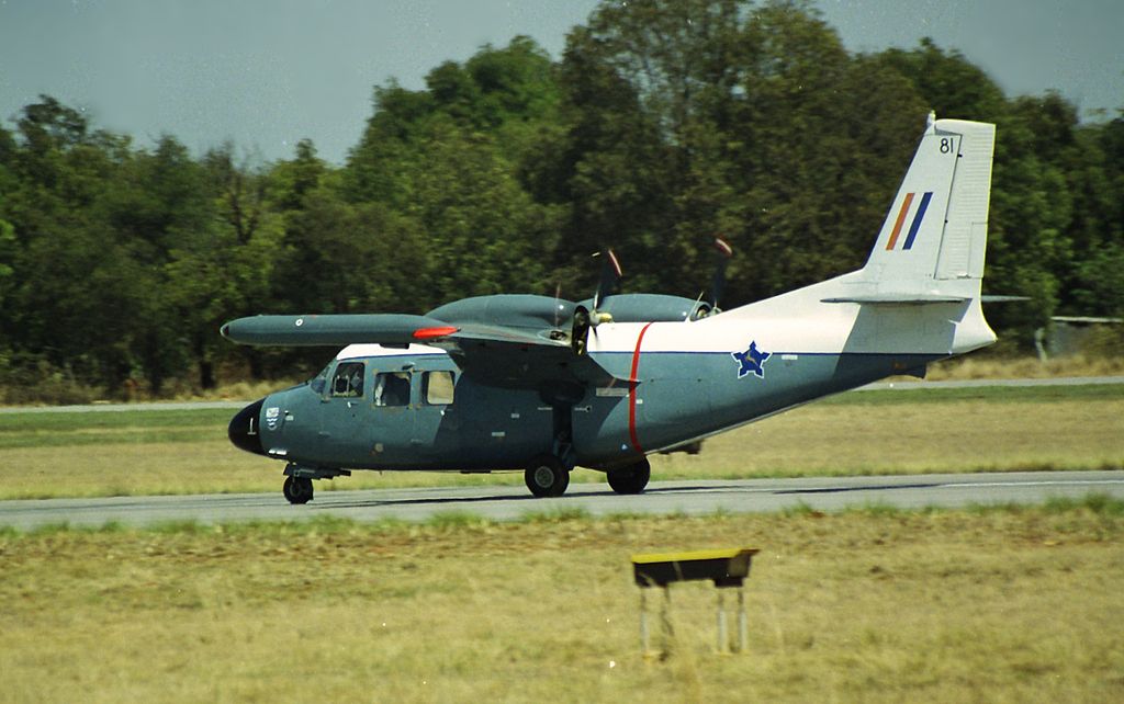 Piaggio P.166S sud-africain au sol