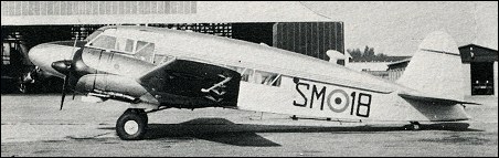 SIAI-Marchetti SM.102 italien vu de profil