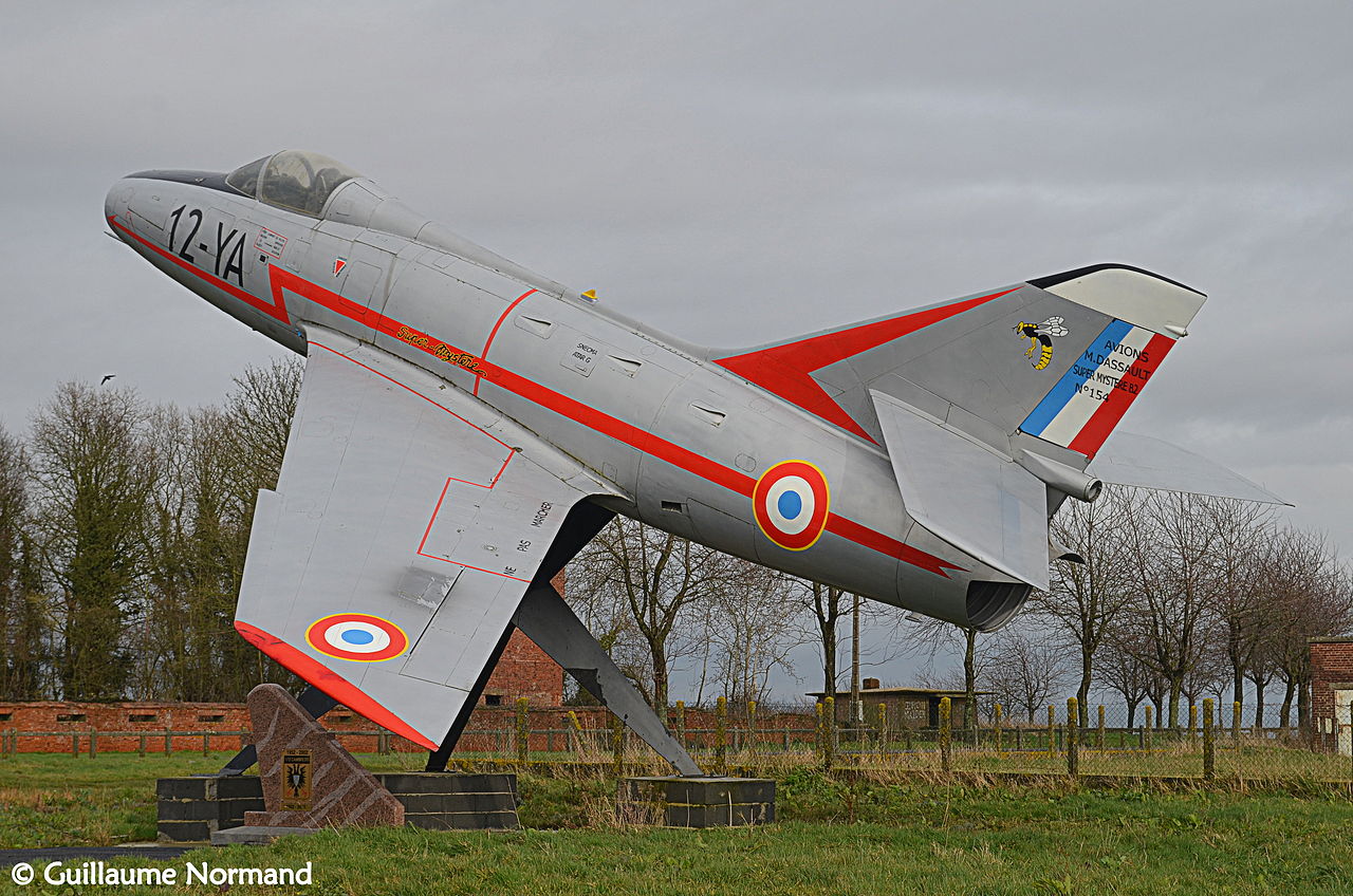 Dassault SMB2 sur piédestal