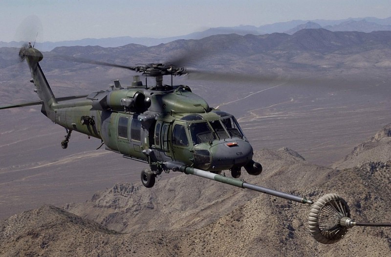 Sikorsky HH-60G Pave Hawk de l'USAF en cours de ravitaillement