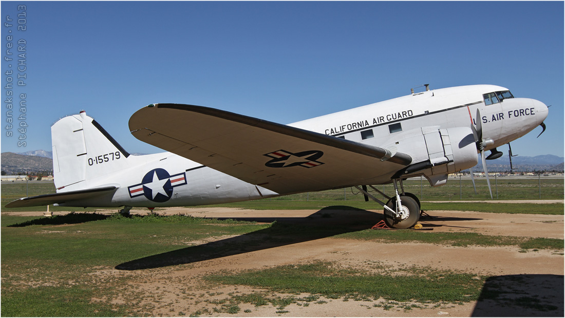 Douglas VC-47A Dakota de l'USAF par Stanak