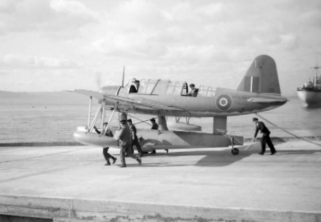 Vought OS2U-3 Kingfisher I de la Royal Navy