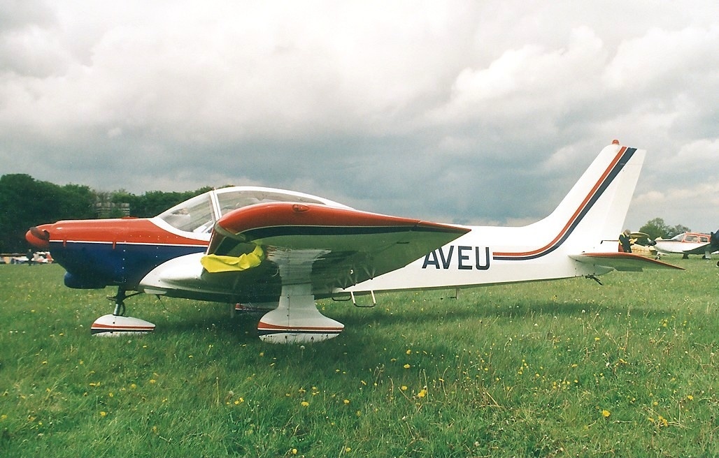 Wassmer WA-40 Sancy (WA-41) vu de côté