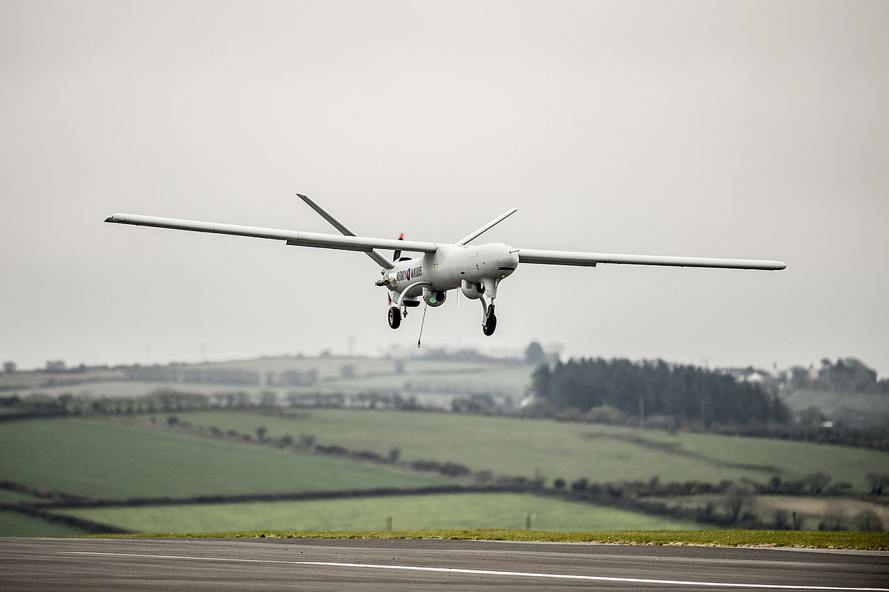 Thales WK450 Watchkeeper en vol vu de face