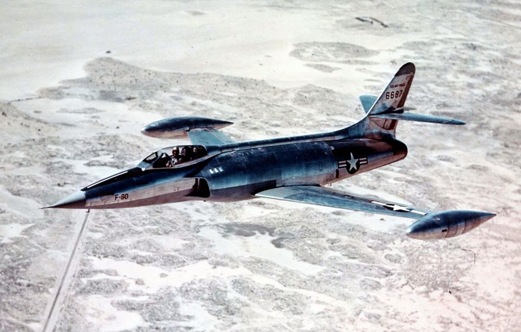 Lockheed XF-90 en vol