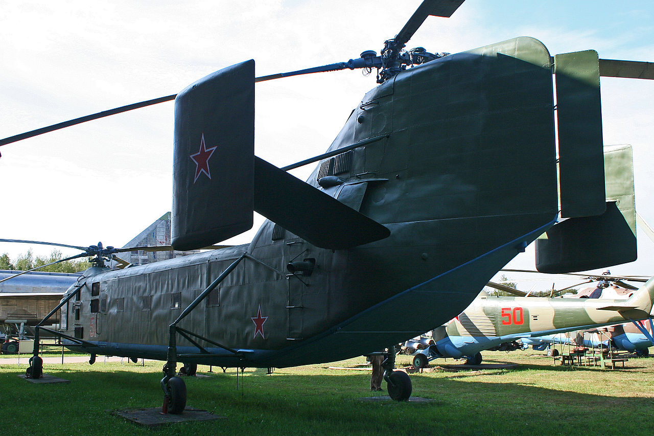 Yakovlev Yak-24U Horse vu de l'arrière