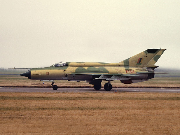 Mikoyan-Gourevitch MiG-21MF zambien