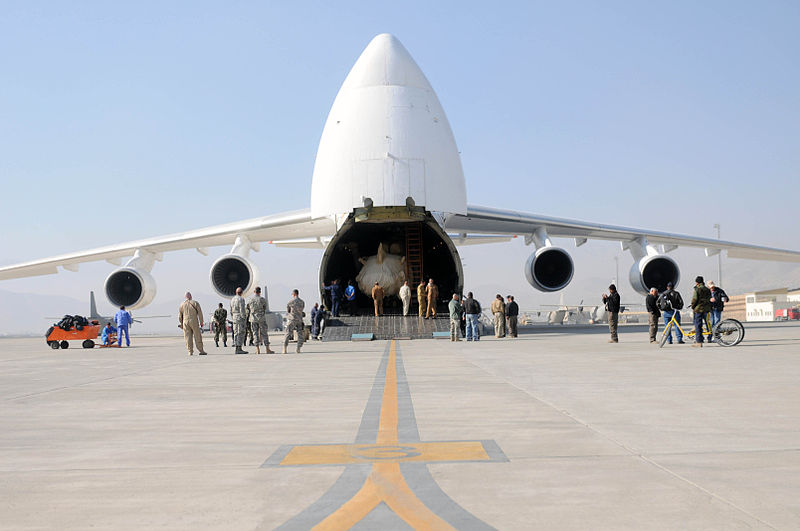 Antonov An-124 Condor, nez relevé