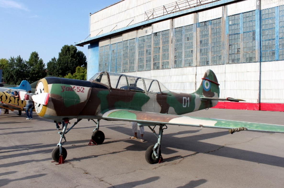 Yakovlev Yak-52 ouzbèke