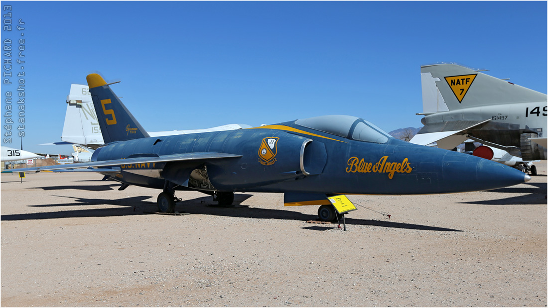 Grumman F-11 Tiger des Blue Angels par Stanak