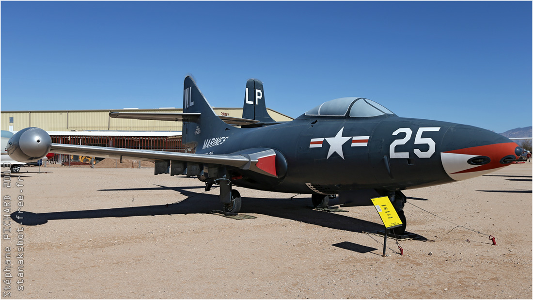 Grumman F9F-4 Panther de l'USMC par Stanak
