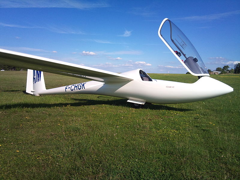 Centrair C101 Pégase 90 civil au sol