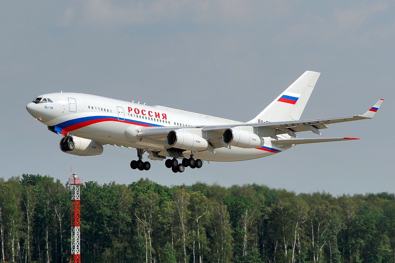 Iliouchine Il-96-300PU russe