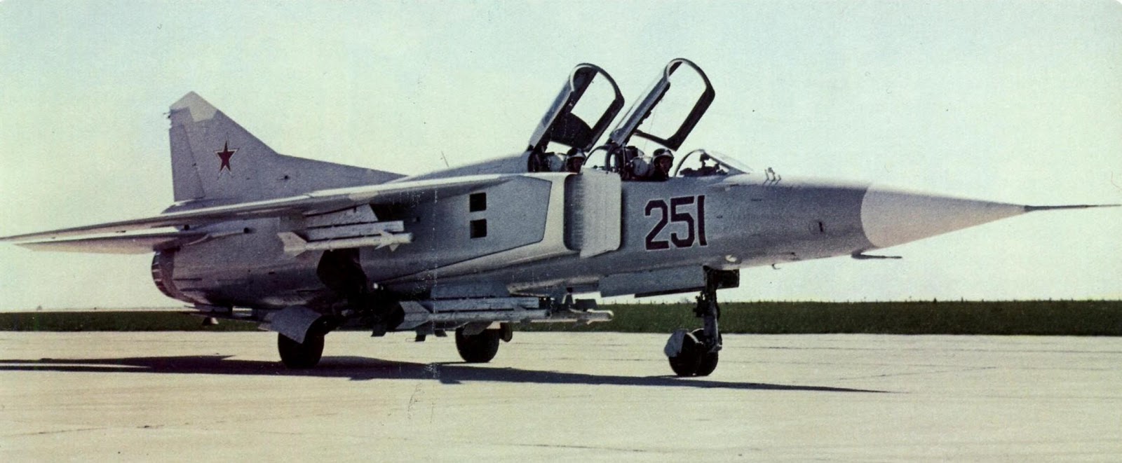 Mikoyan-Gourevitch MiG-23UB - Prototype n°1