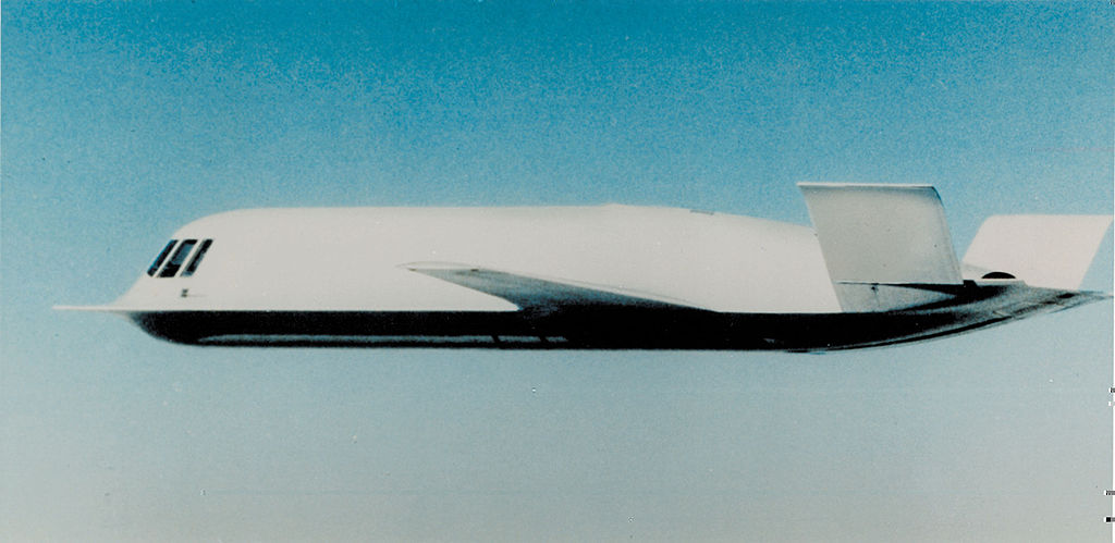 Northrop Tacit Blue en vol vu de côté