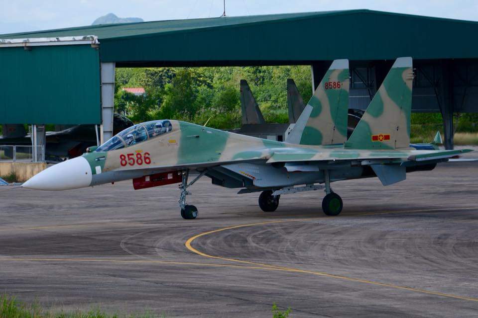 Sukhoï Su-30MK2V vietnamien au sol sur sa base aérienne