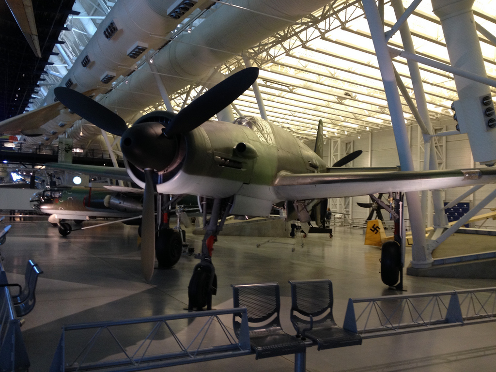 Dornier Do 335A-0 survivant vu de face