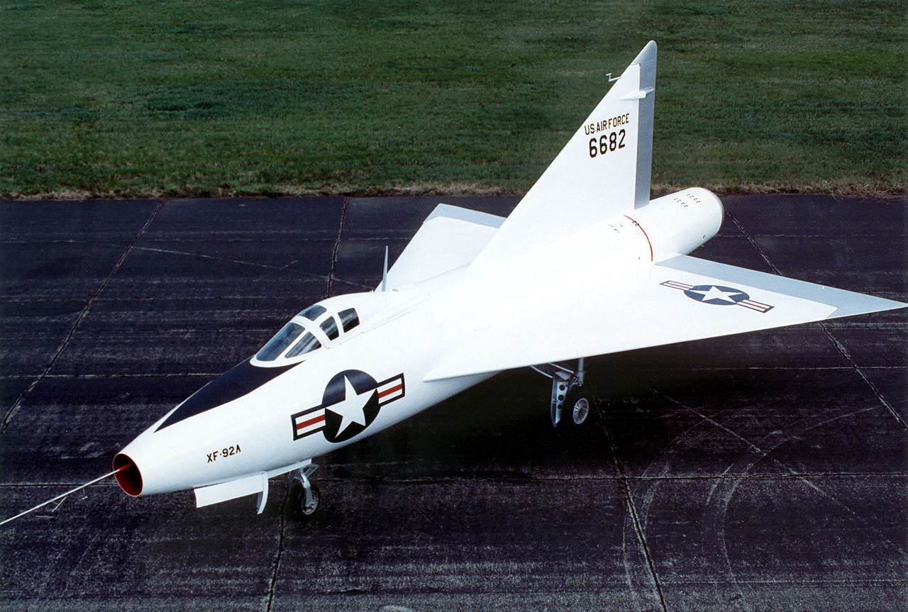 Convair XF-92A Dart au sol en couleurs
